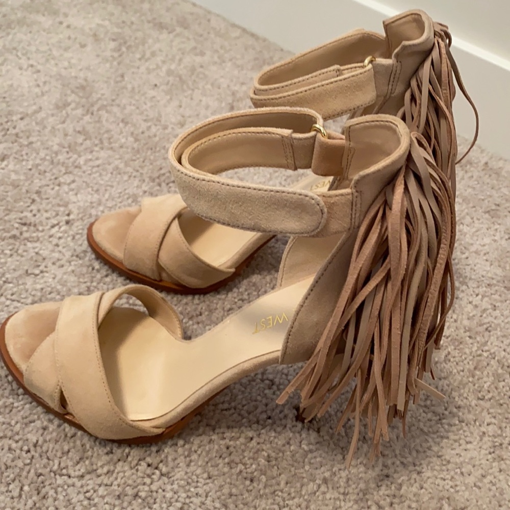 Fun ninewest heels!  Worn once!!! Comfy!
